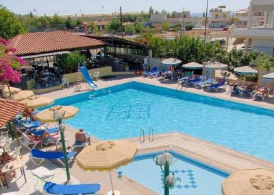 43073822.jpg.1340x450_default