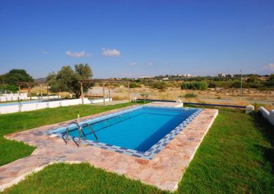 swimming-pool-2.jpg.1024x0